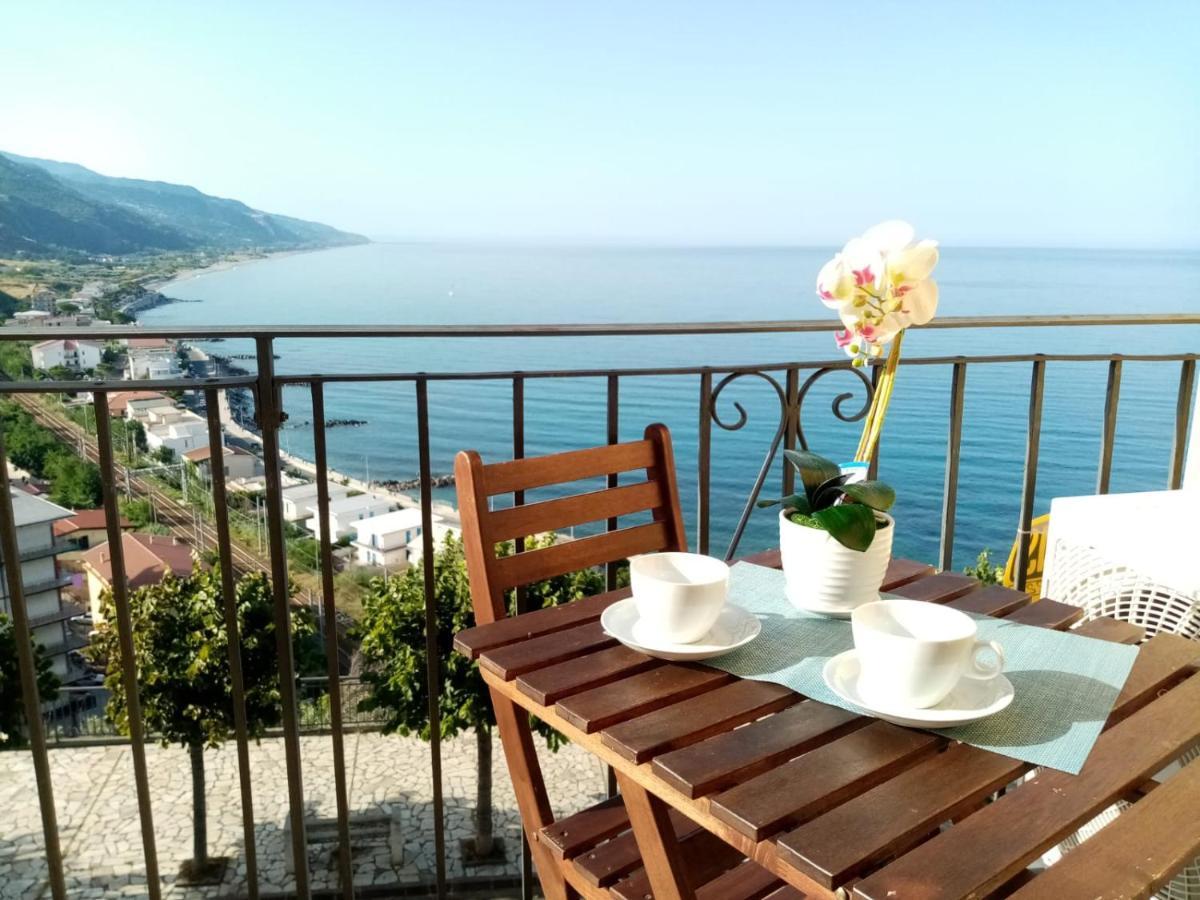 Un Oblo Sul Mare Apartment ซานลูซิโด ภายนอก รูปภาพ