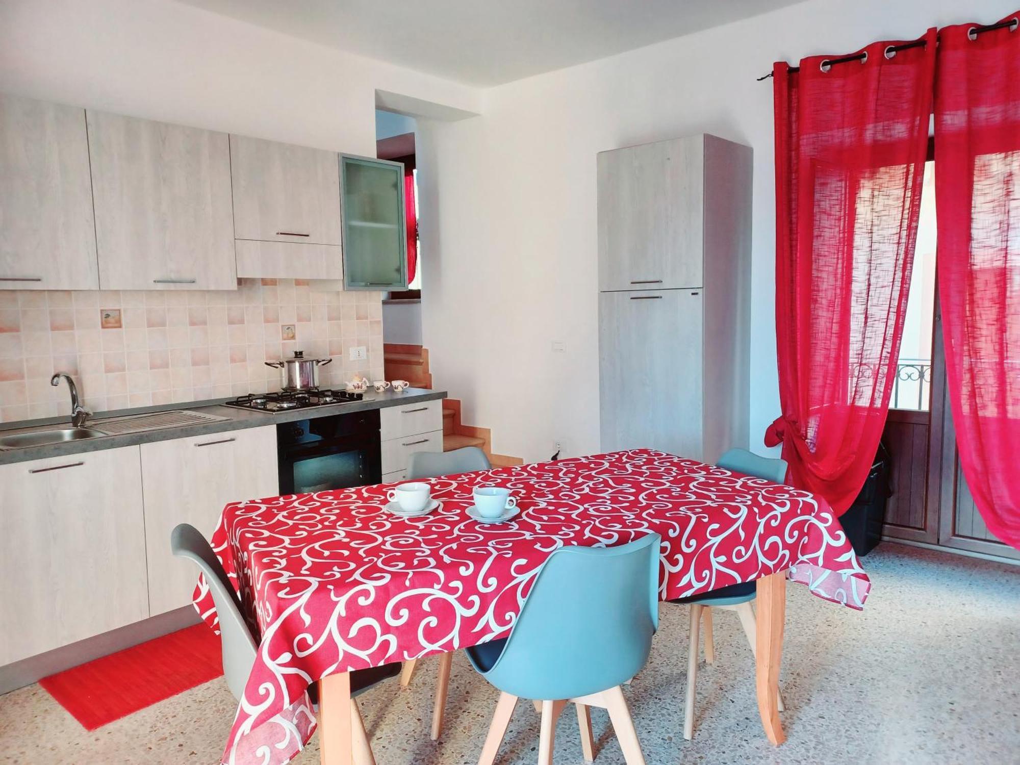 Un Oblo Sul Mare Apartment ซานลูซิโด ห้อง รูปภาพ